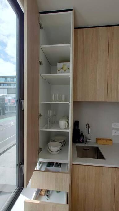 1 Bed 1 Sofa Bed Family Apartment In Central Grey Lynn オークランド エクステリア 写真